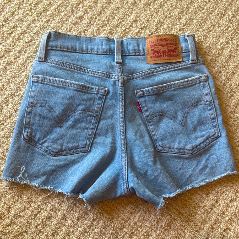 Levi’s high rise denim shorts